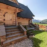W Roztokach Z Widokiem Na Tatry Z Sauna Chalet *