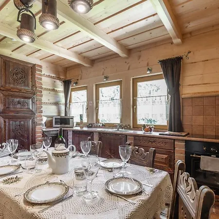 W Roztokach Z Widokiem Na Tatry Z Sauna Horská chata *