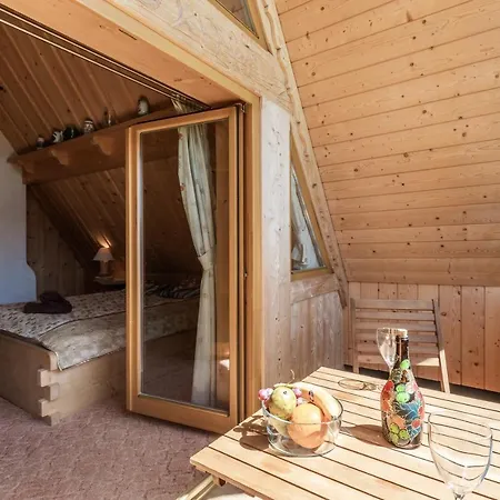 W Roztokach Z Widokiem Na Tatry Z Sauna 샬레 코스실리스코